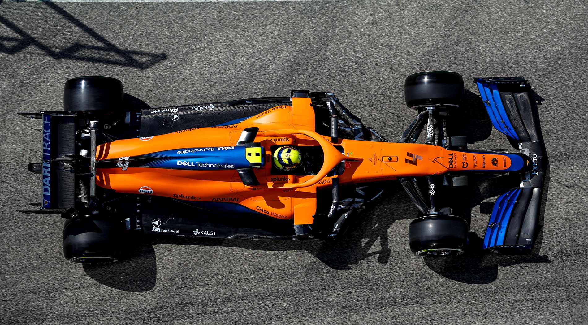 AkzoNobel and McLaren Racing shift partnership into top gear