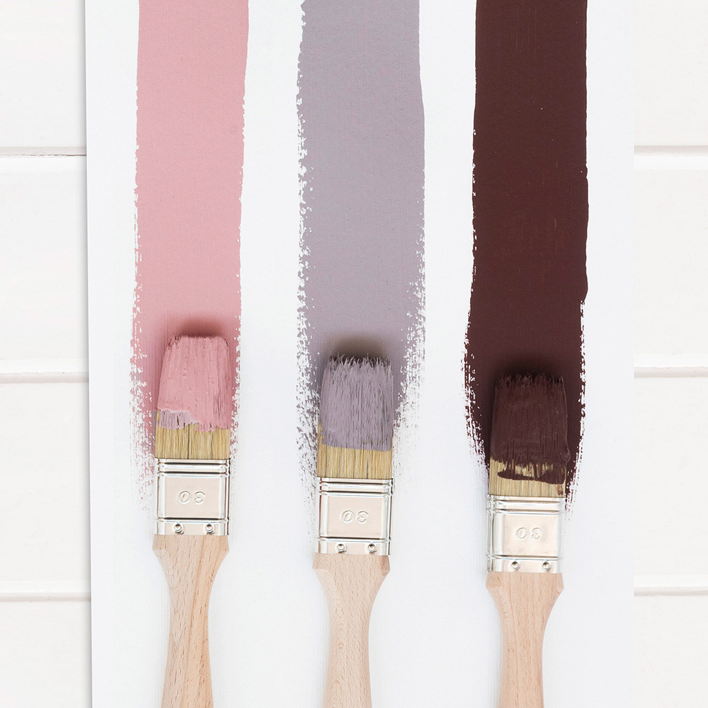 Dulux Heritage Brushes And Paint Samples