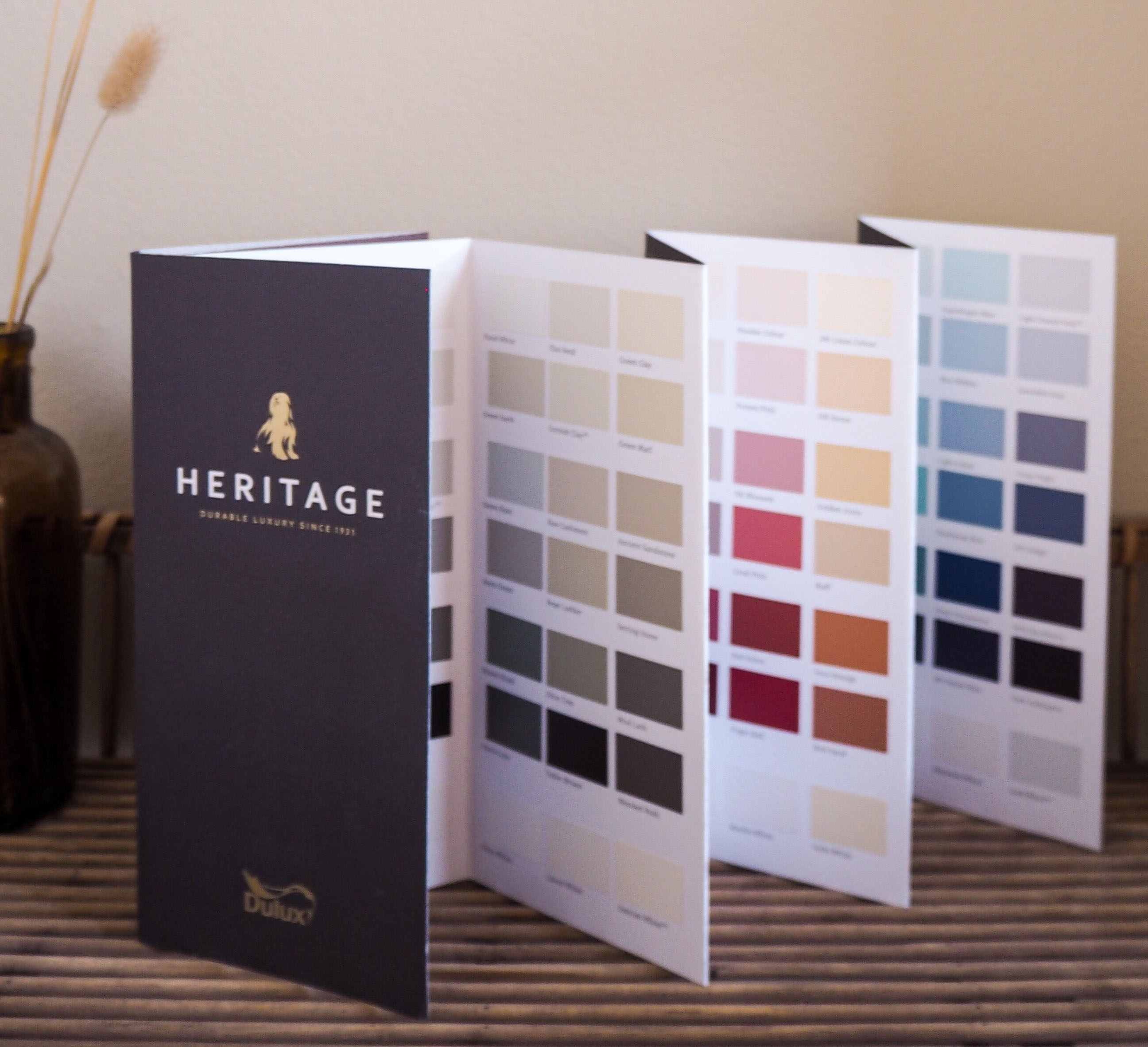 Dulux Heritage Colour Card